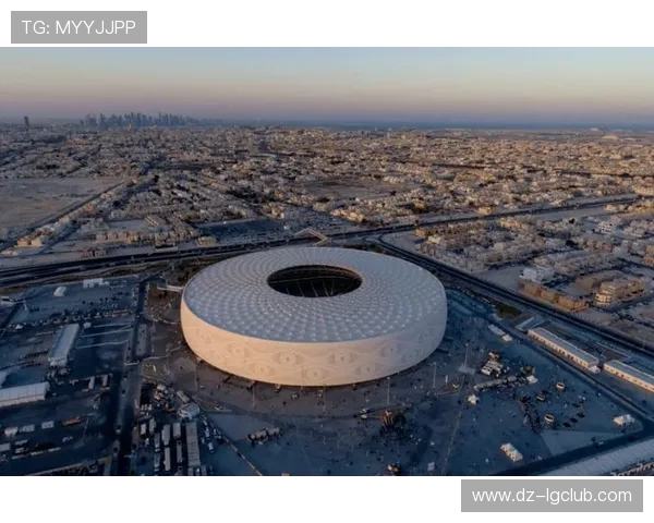 聚焦足球球员上场下场全过程全景观察与深度多维解析系统性研究